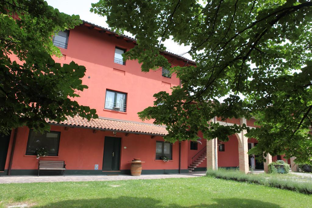 Agriturismo Isola Augusta Villa Palazzolo dello Stella Exterior photo